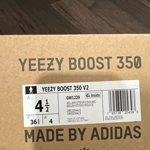 YEEZY BOOST 350 V2
